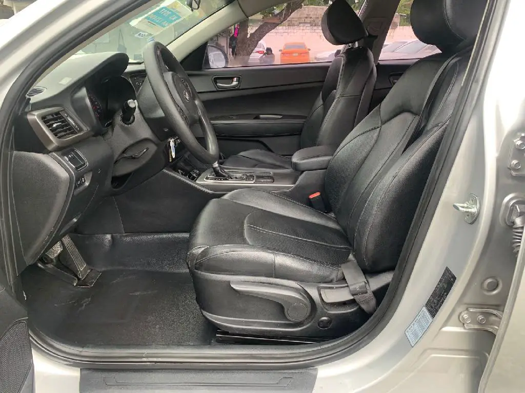 KIA K5 2018 GLP GRIS DE FRABRICA  Foto 7240688-7.jpg