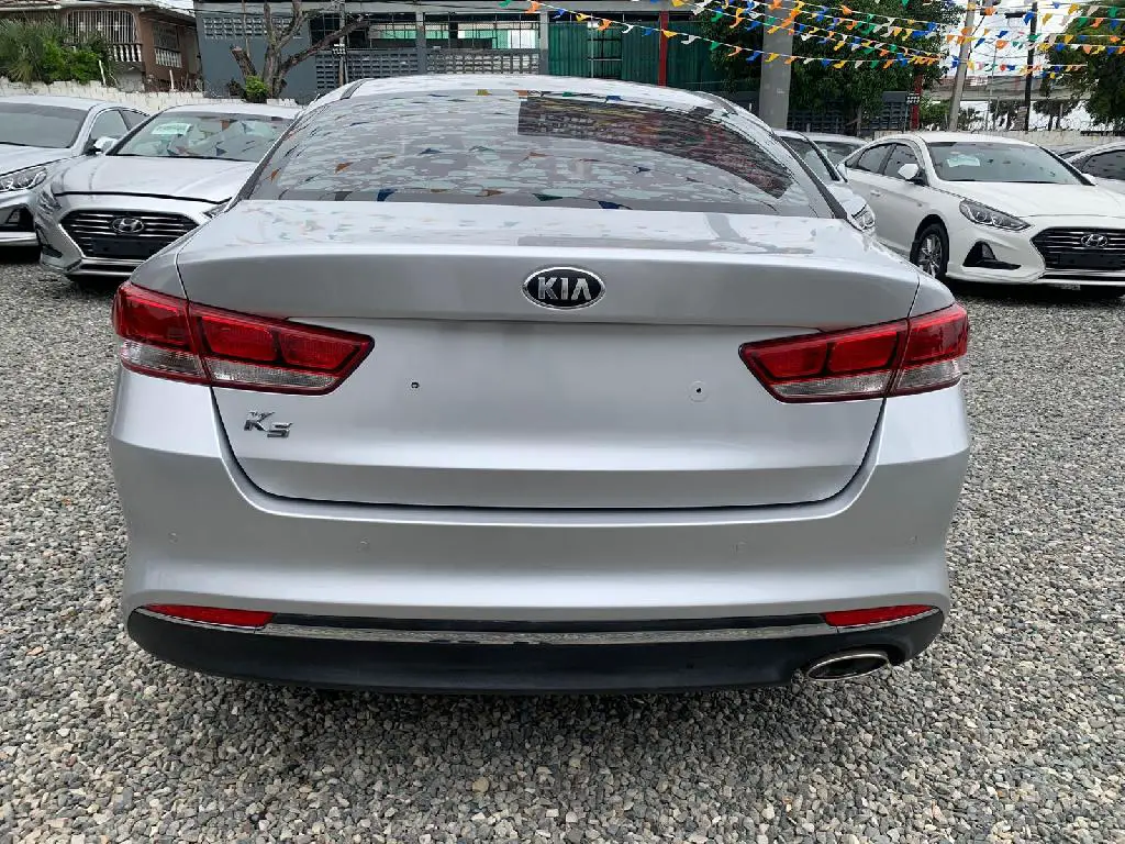 KIA K5 2018 GLP GRIS DE FRABRICA  Foto 7240688-8.jpg