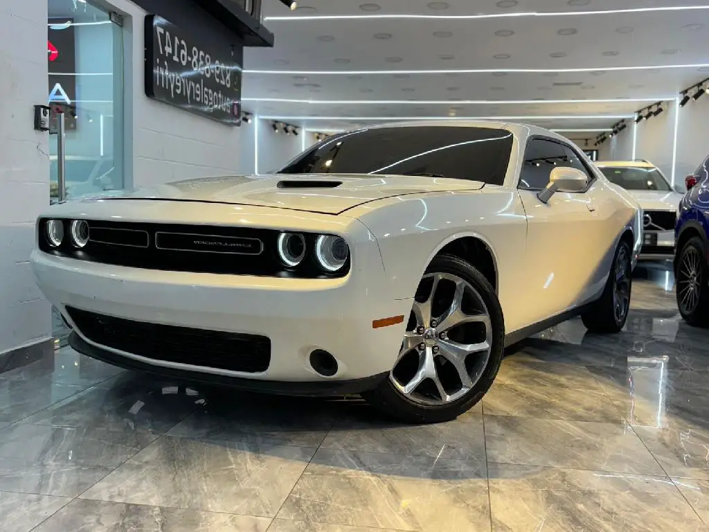 DODGE CHALLENGER V6 2015  Foto 7240718-5.jpg
