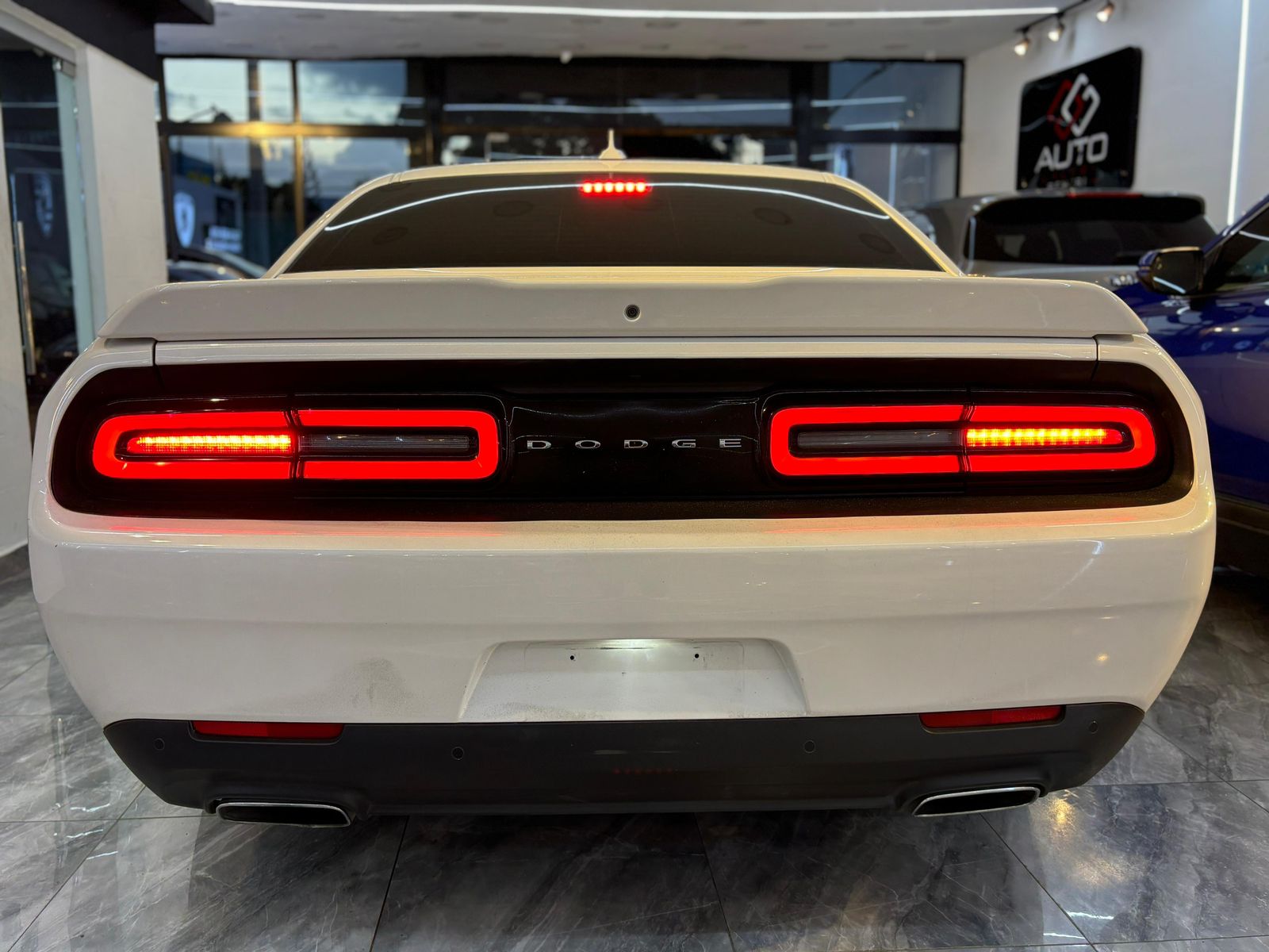 DODGE CHALLENGER V6 2015  Foto 7240718-7.jpg