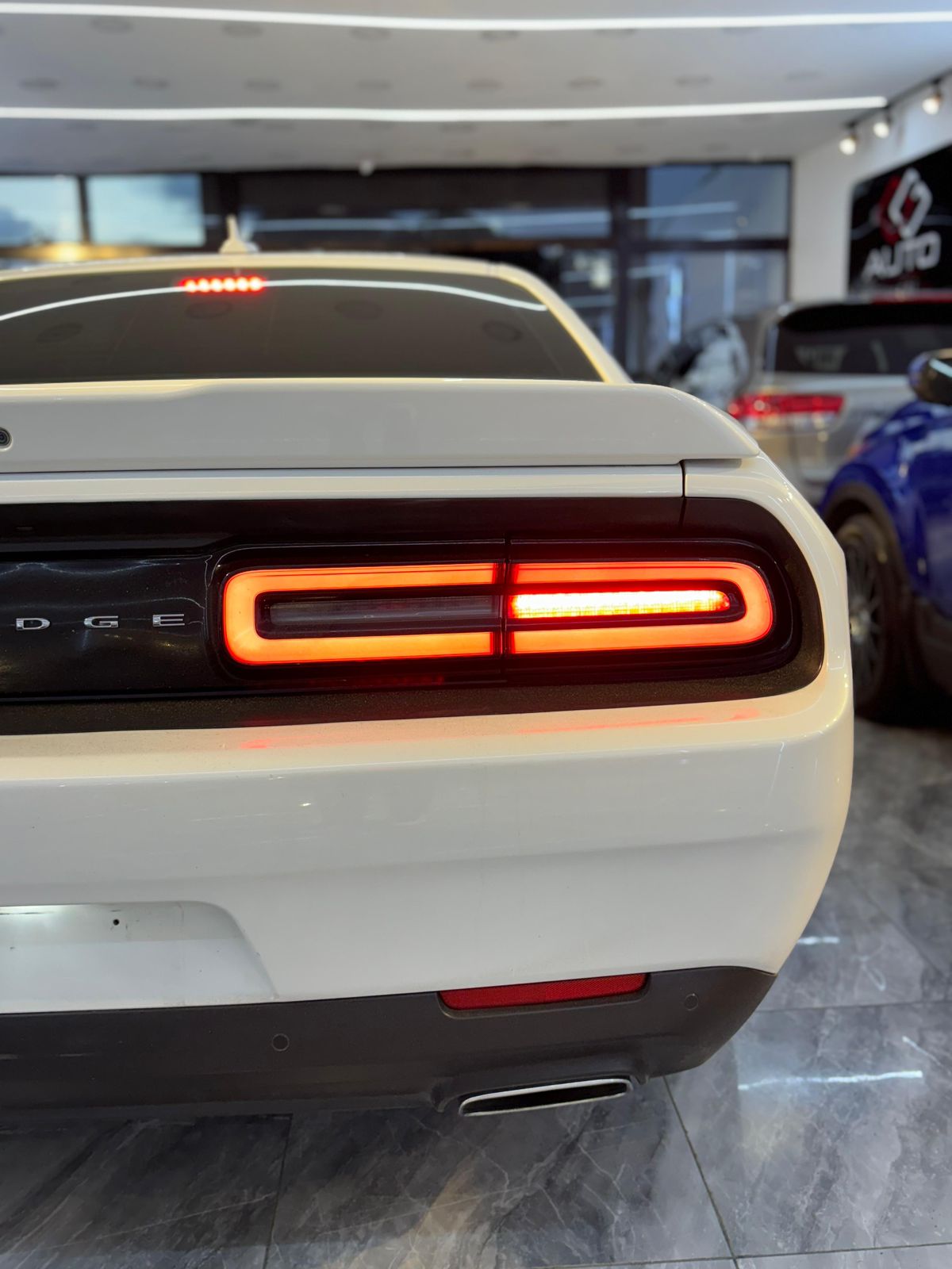 DODGE CHALLENGER V6 2015  Foto 7240718-9.jpg