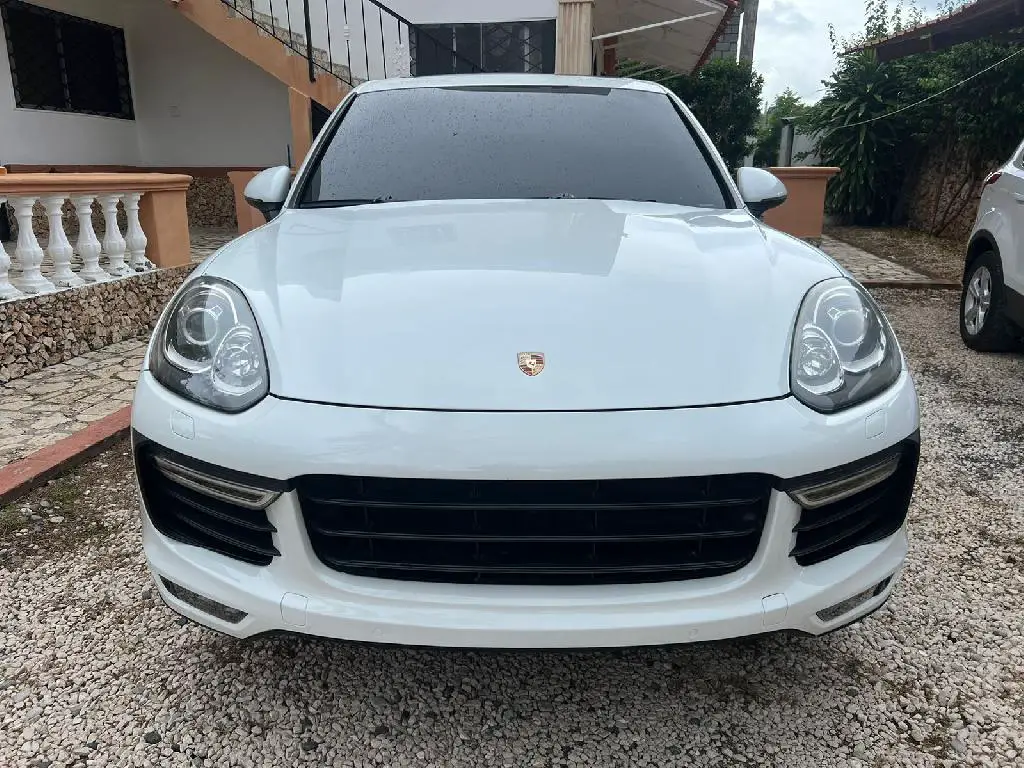 PORSCHE CAYENNE PLATINUM EDITION 2017 Foto 7240719-1.jpg