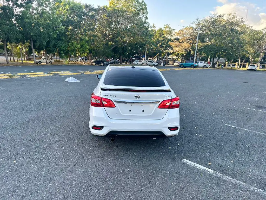NISSAN SENTRA SR 2017 Foto 7240721-4.jpg