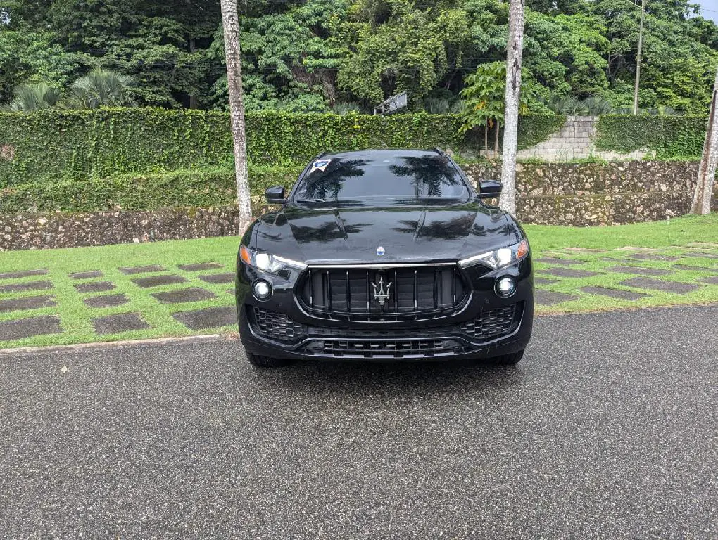MASERATI LEVANTE Q4 2020  Foto 7240729-1.jpg