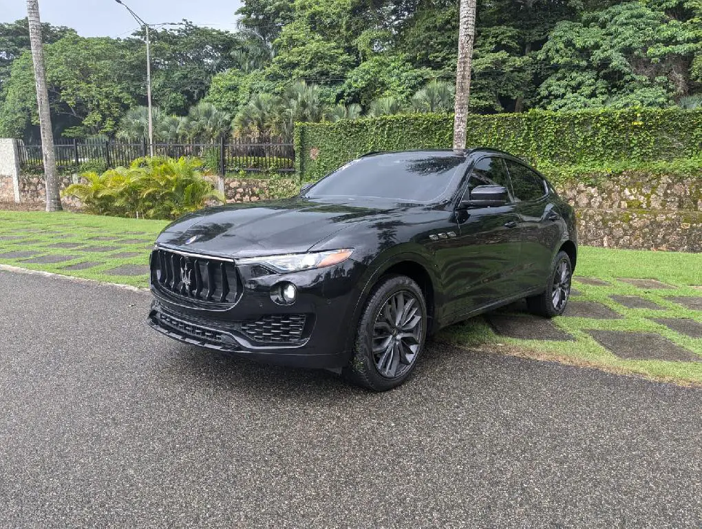 MASERATI LEVANTE Q4 2020  Foto 7240729-3.jpg