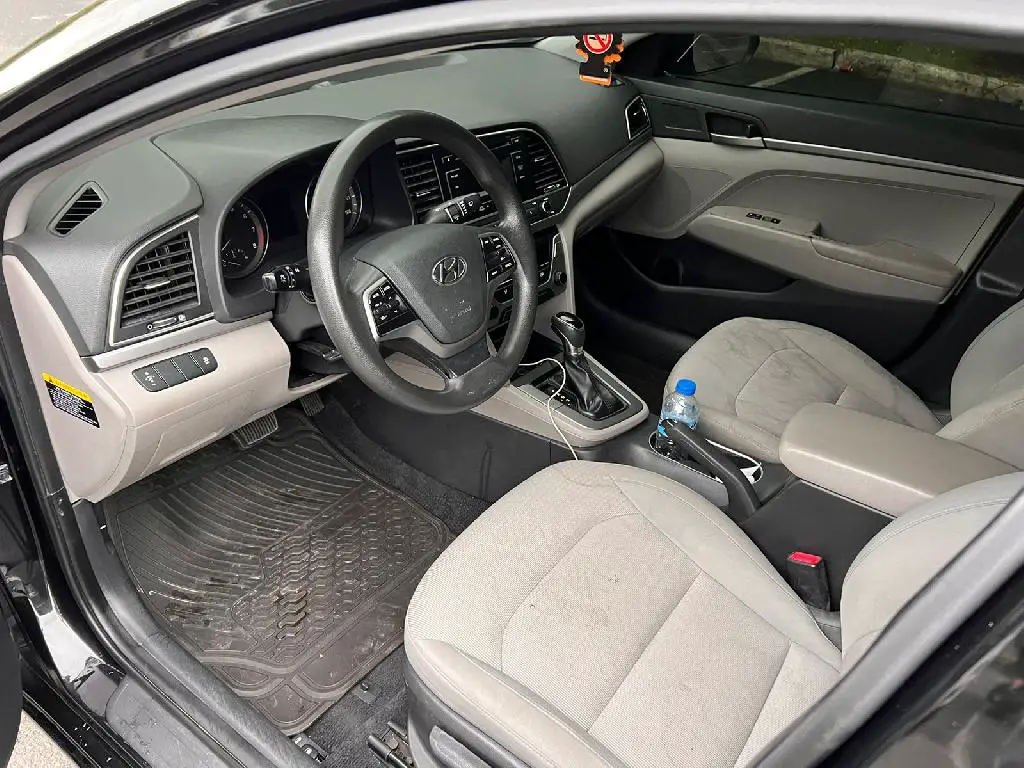 HYUNDAI ELANTRA SEL 2017 Foto 7240731-9.jpg