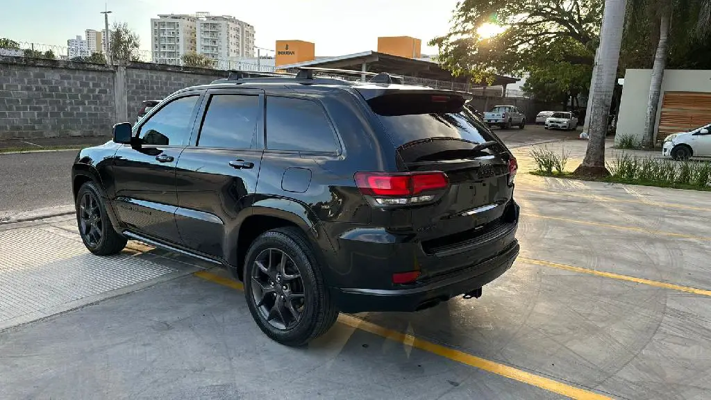 JEEP GRAND CHEROKEE LIMITED X 4X4 2019  Foto 7240771-6.jpg