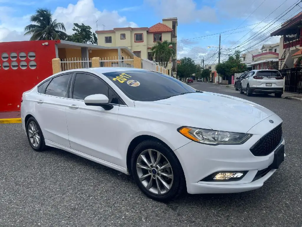 FORD FUSIÓN SE 2017 Foto 7240772-2.jpg