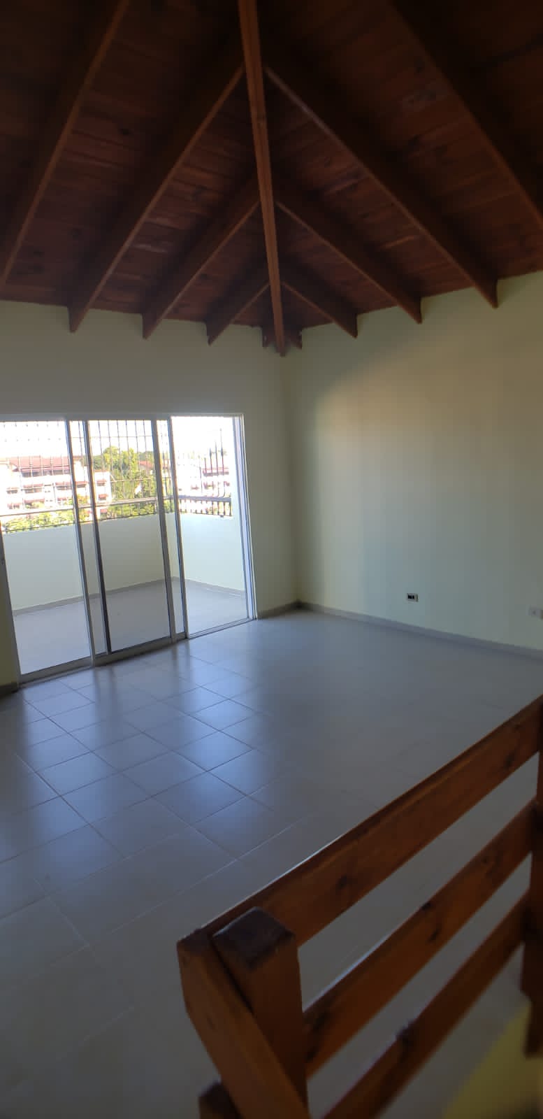 Alquila Apartamento Tipo PentHouse en Ciudad Real II Foto 7240805-4.jpg