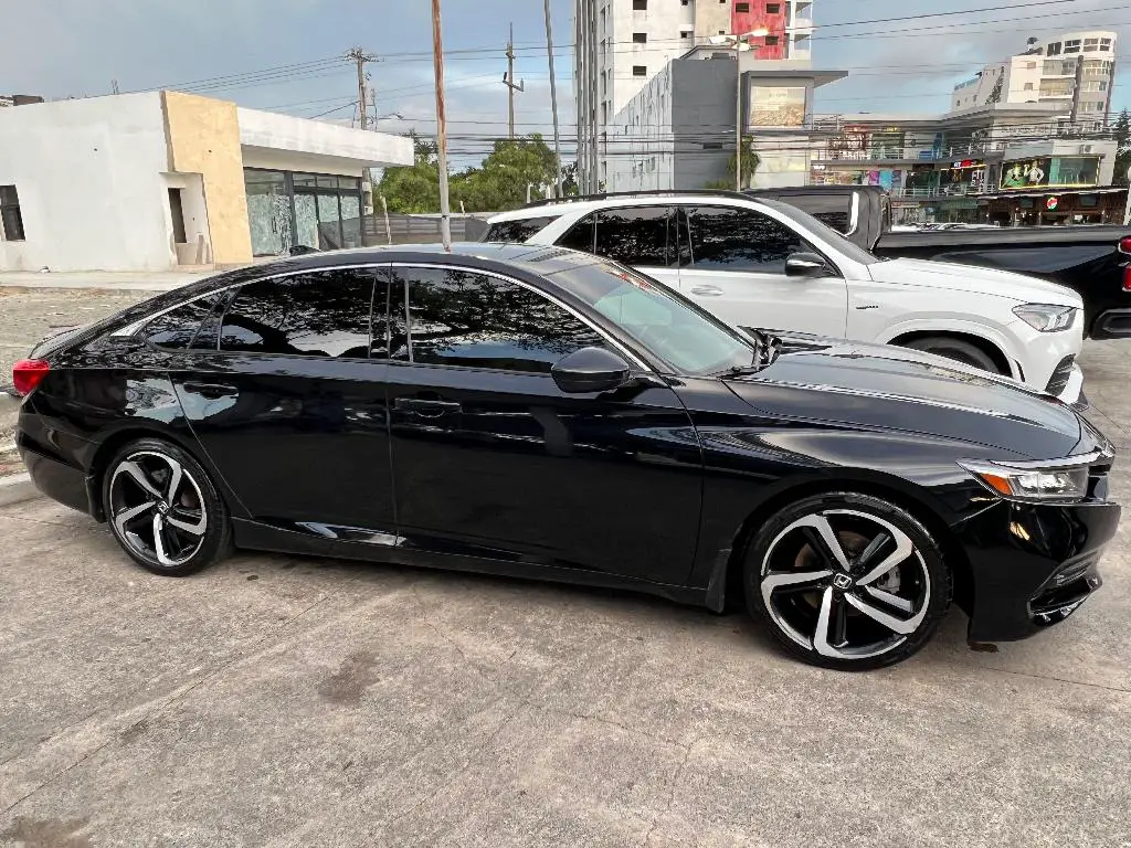 Vendo HONDA ACCORD SPORT 2019 Motor 1.5TURBO.  en Duarte Foto 7241043-3.jpg