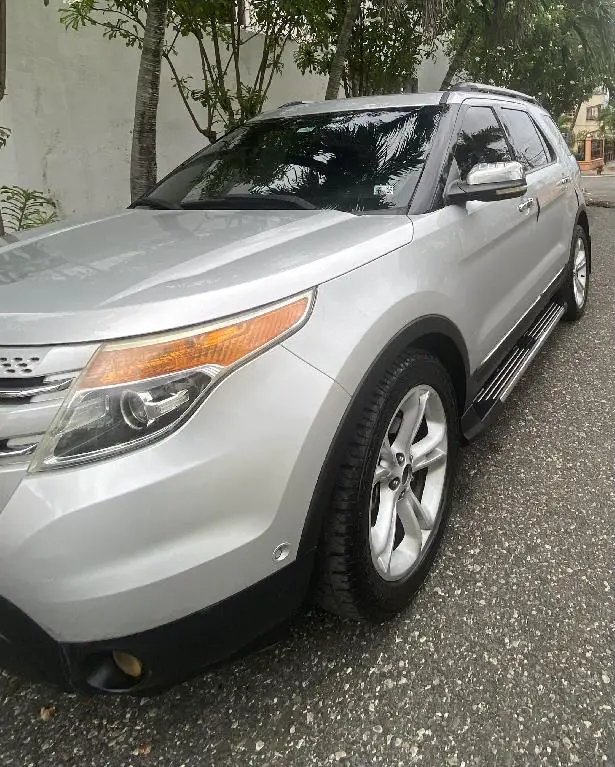 Ford Explorer 2011 Límite. Foto 7241059-2.jpg