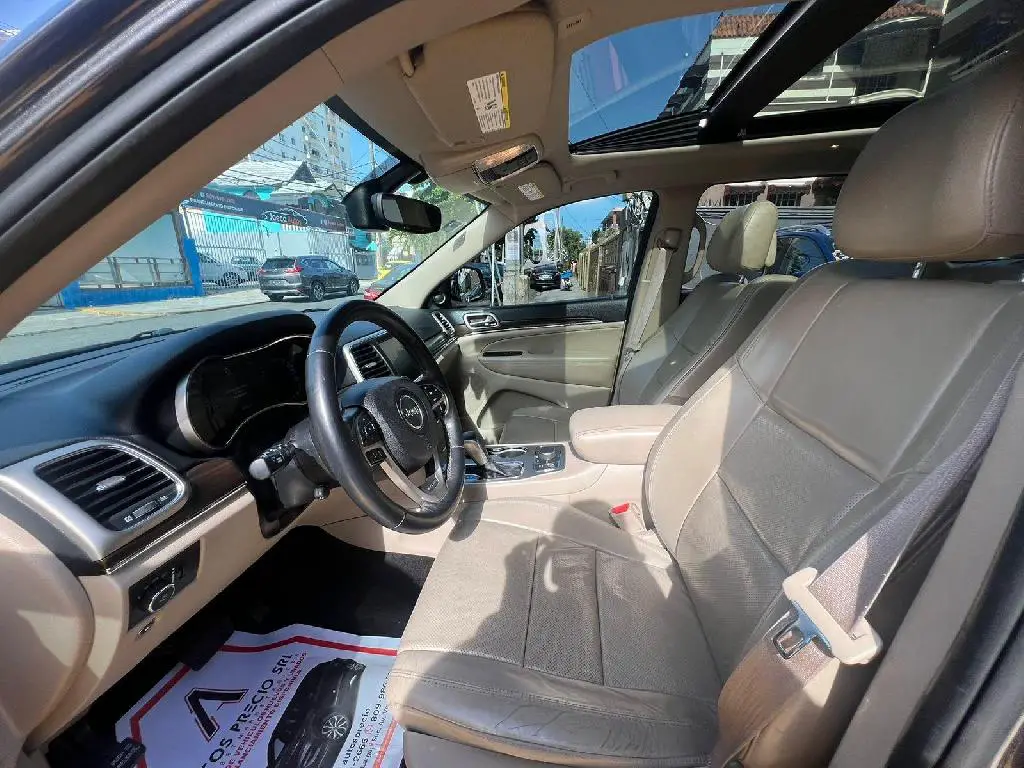 Jeep Grand Cherokee limite 2017 Foto 7241076-7.jpg