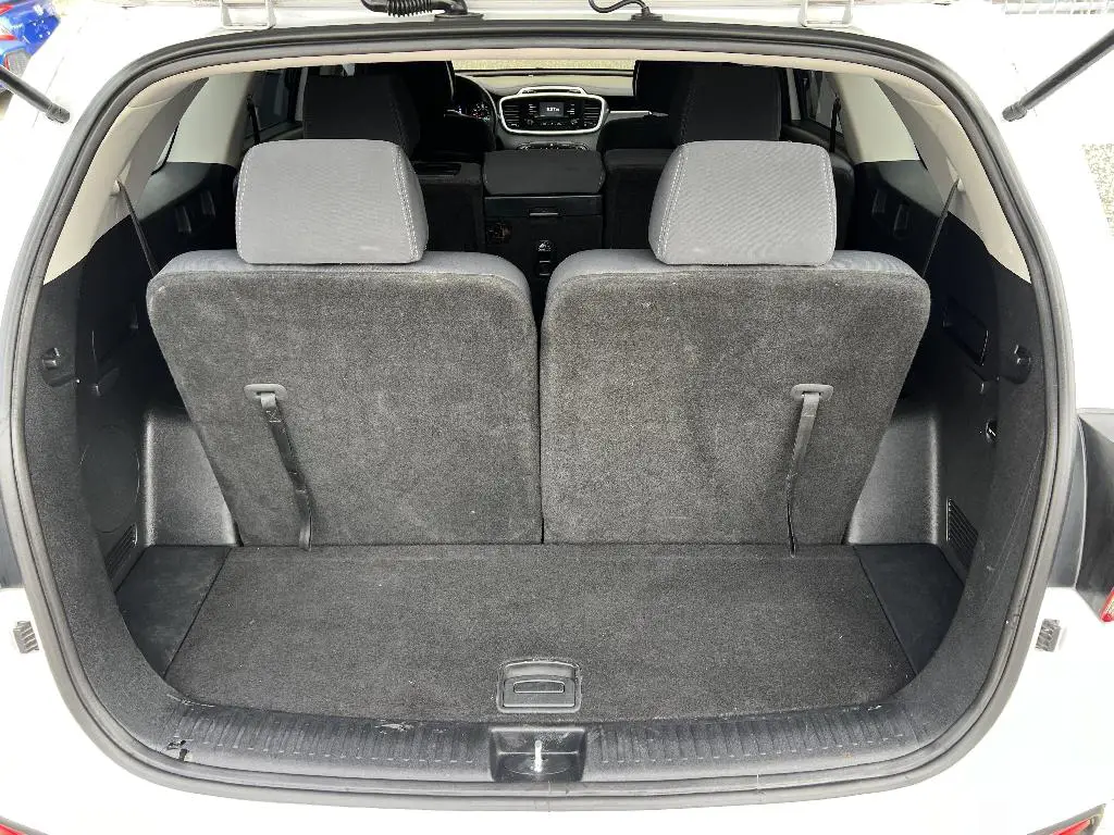Kia Sorento 2017 3 filas clean Foto 7241103-10.jpg