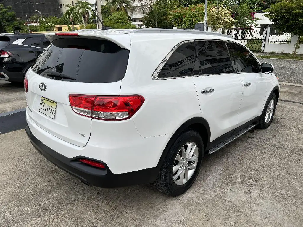 Kia Sorento 2017 3 filas clean Foto 7241103-4.jpg