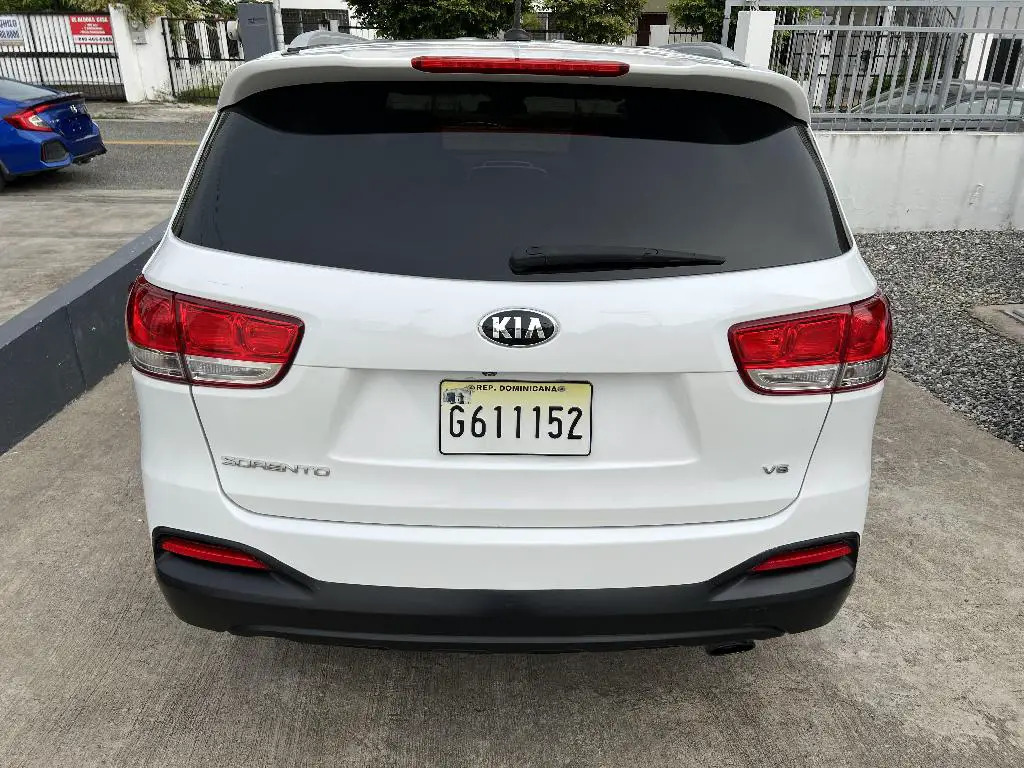 Kia Sorento 2017 3 filas clean Foto 7241103-5.jpg