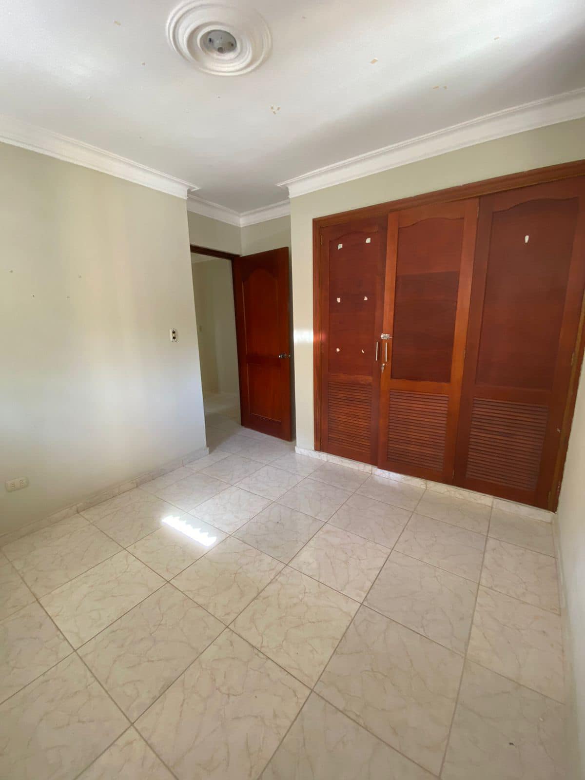 VPI-A 2024-0105 Alquilo Apartamento Llanos de Gurabo Santiago Repúblic Foto 7241182-3.jpg