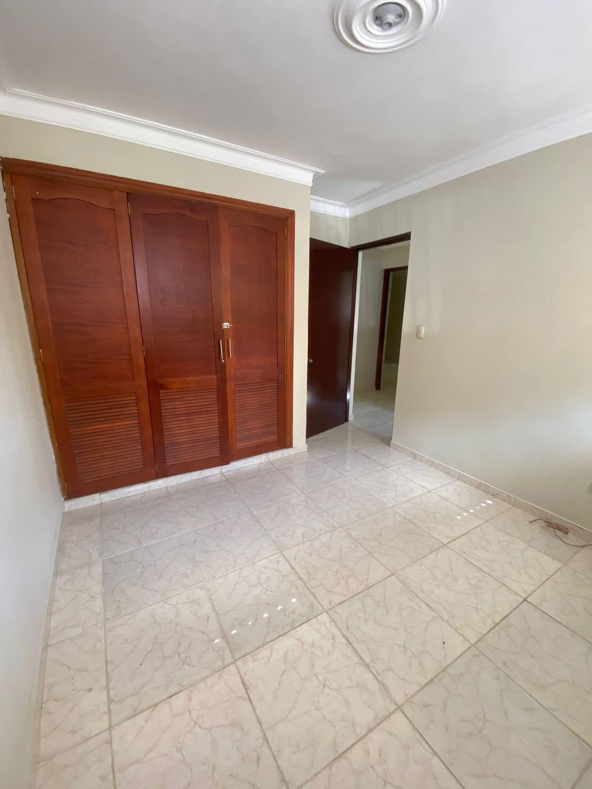 VPI-A 2024-0105 Alquilo Apartamento Llanos de Gurabo Santiago Repúblic Foto 7241182-5.jpg