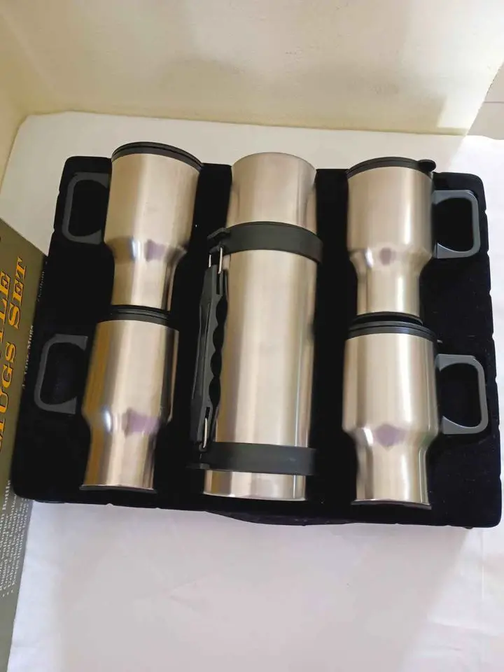 SET de termo y 4 tazas en acero inoxidable. con tazas de 14 onzas Foto 7241220-5.jpg