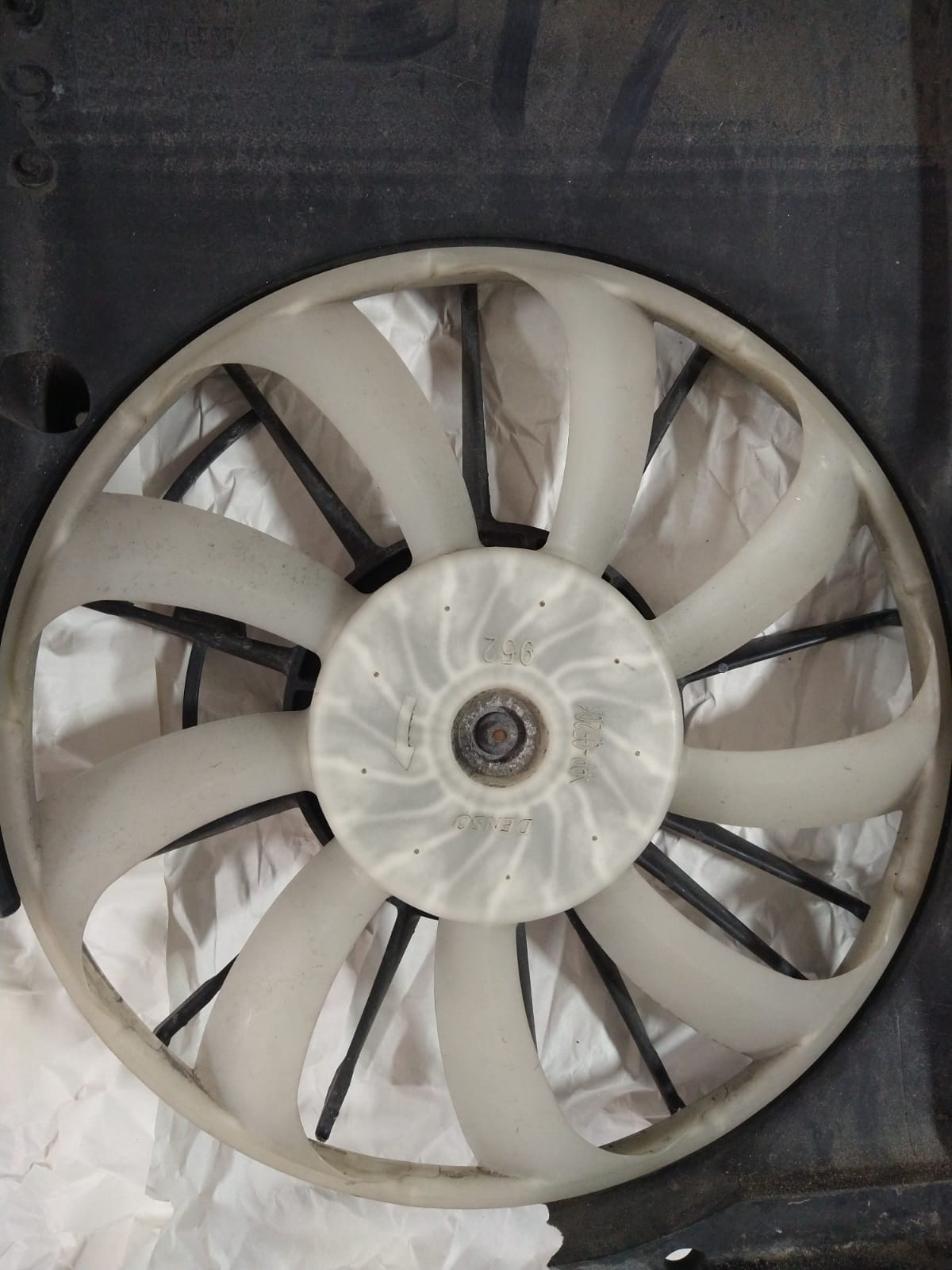 Rav4 2013 al 2018 abanicos radiador los 2 abanicos Toyota Foto 7241252-2.jpg