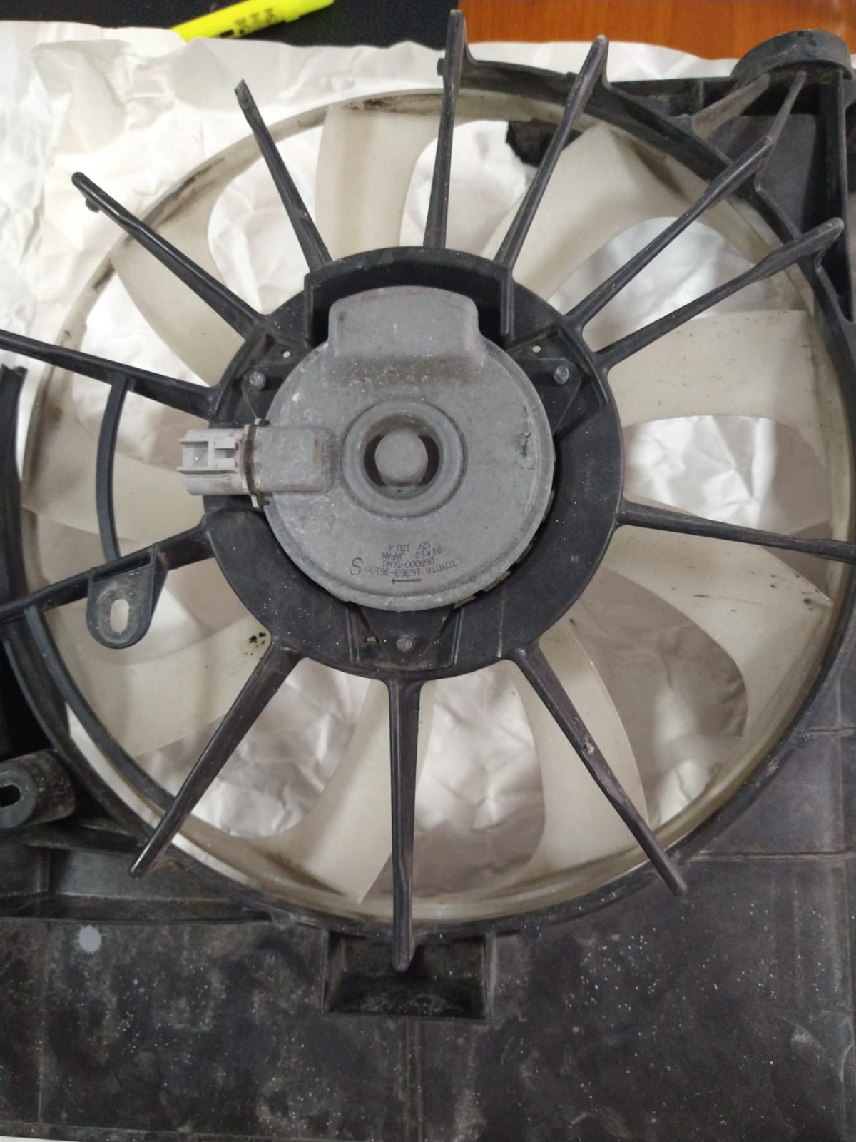 Rav4 2013 al 2018 abanicos radiador los 2 abanicos Toyota Foto 7241252-4.jpg