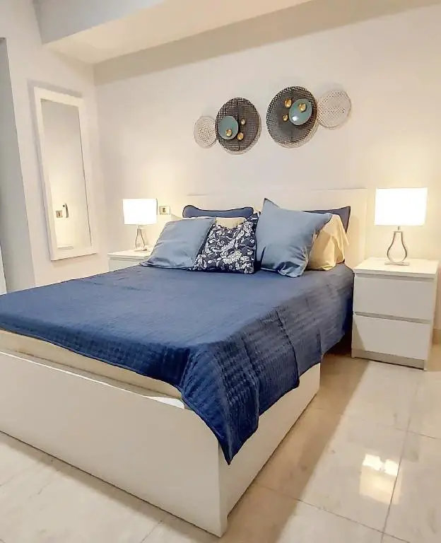 2 HABITACIONES AMUEBLADO ENS. BELLA VISTA Foto 7241287-15.jpg