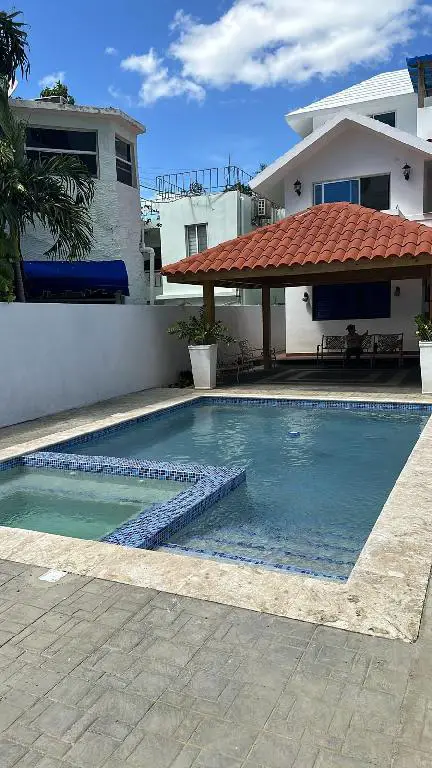 Casa en alquiler para uso Comercial o Residencial en Juan Dolio Foto 7241308-3.jpg
