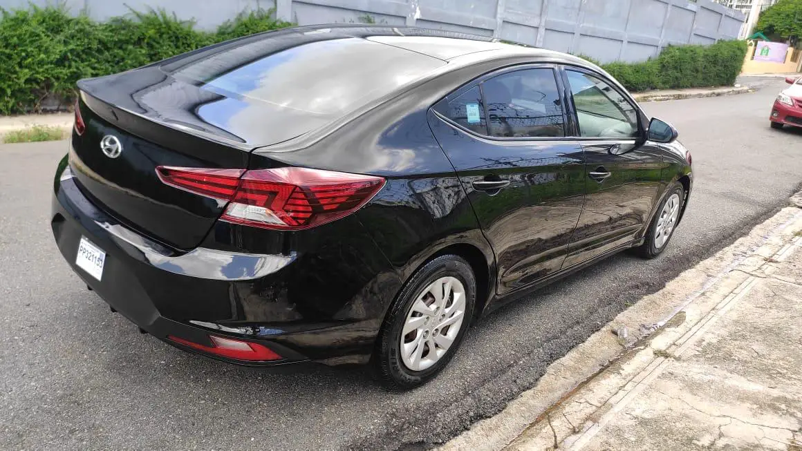 Hyundai Elantra 2019 Foto 7241432-1.jpg