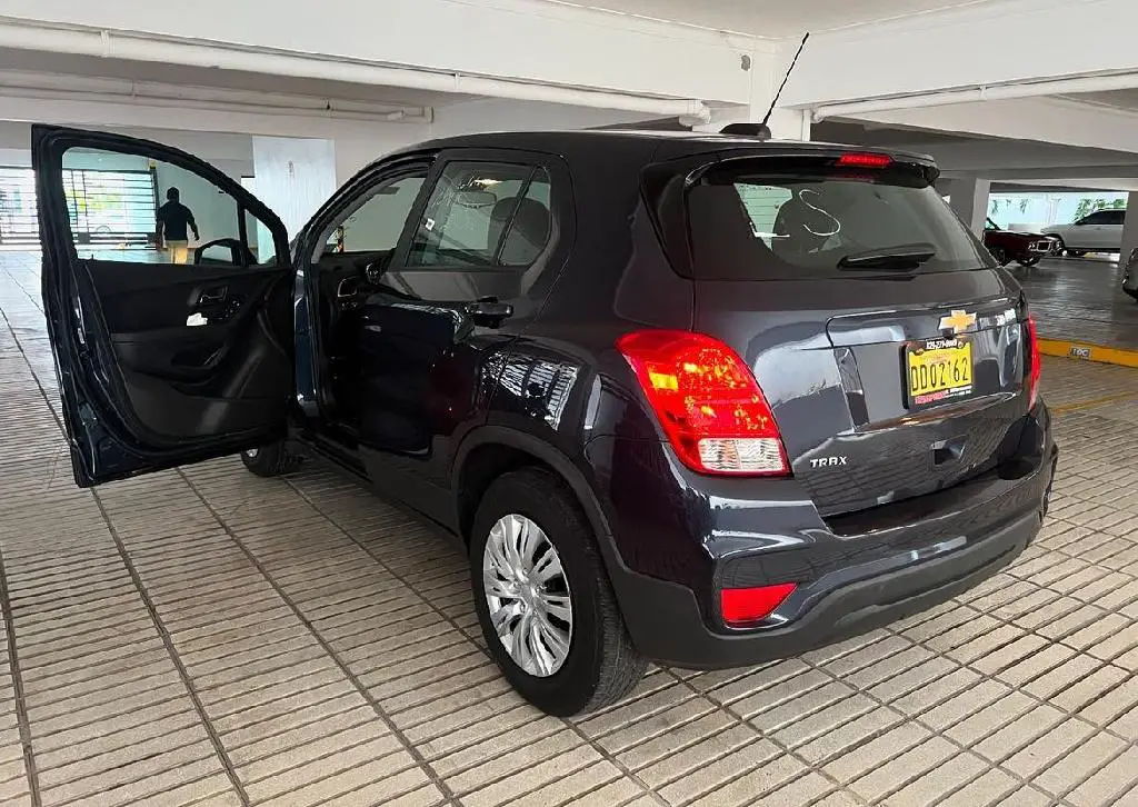 CHEVROLET TRAX ANO 2018 LS CLEAN CAR FAX Foto 7241554-4.jpg
