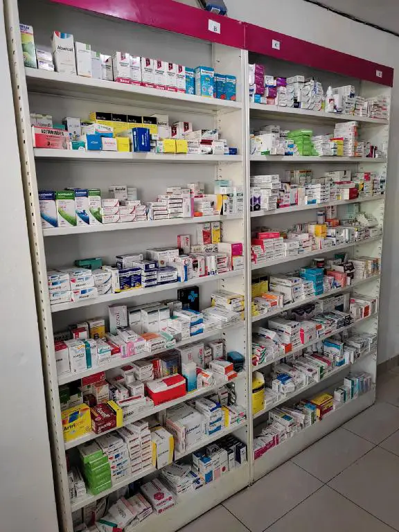 Farmacia en venta Av. Isabel Aguiar. Herrera Foto 7241694-I3.jpg