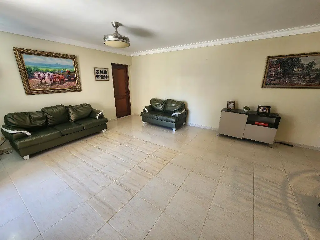 Vendo Apartamento en Arroyo Hondo por el Supermercado Nacional Foto 7241698-1.jpg