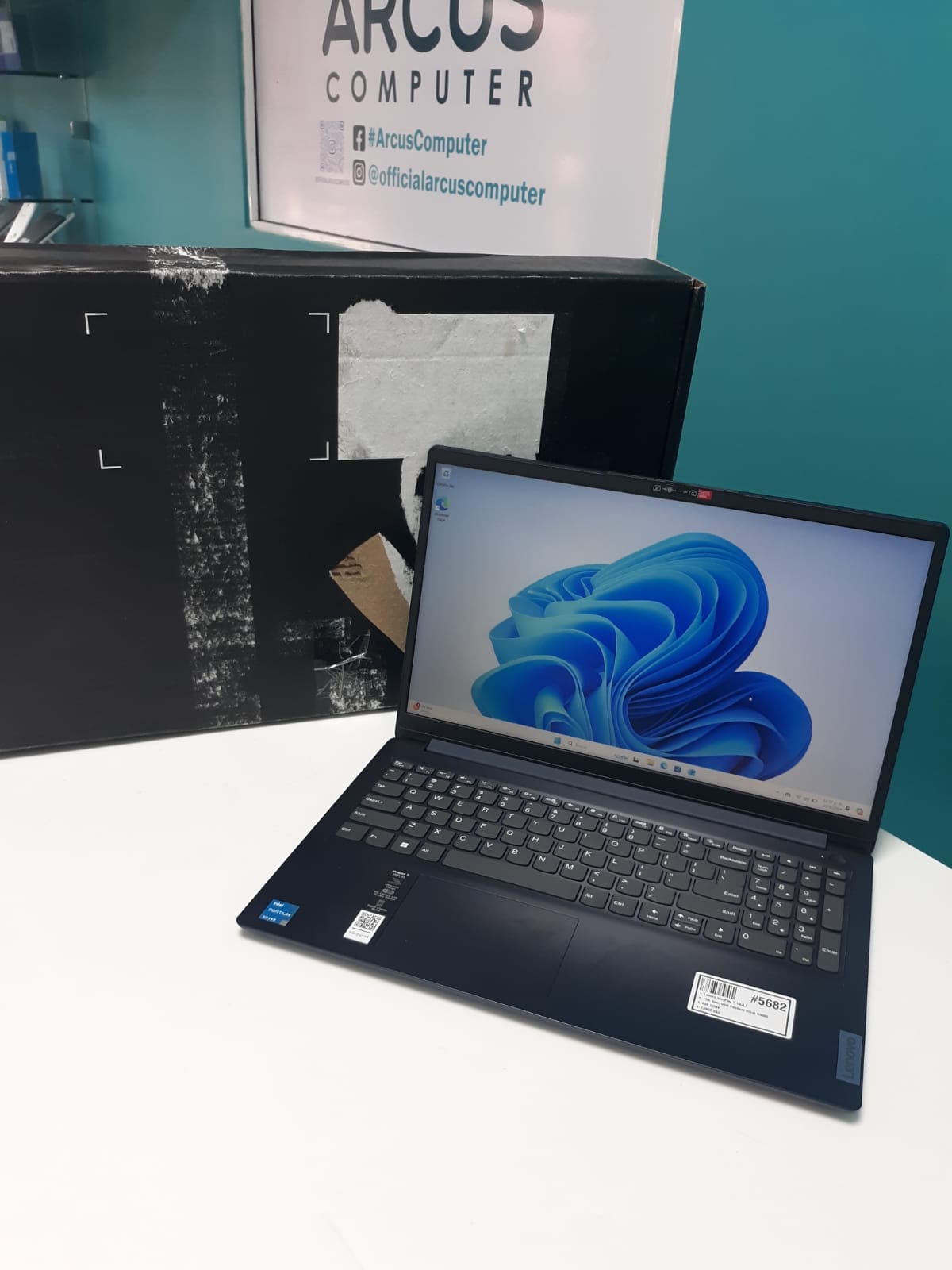 Laptop Lenovo IdeaPad 1 15IJL7 / 11th Gen Intel Pentium Silver N6000/  Foto 7241751-1.jpg