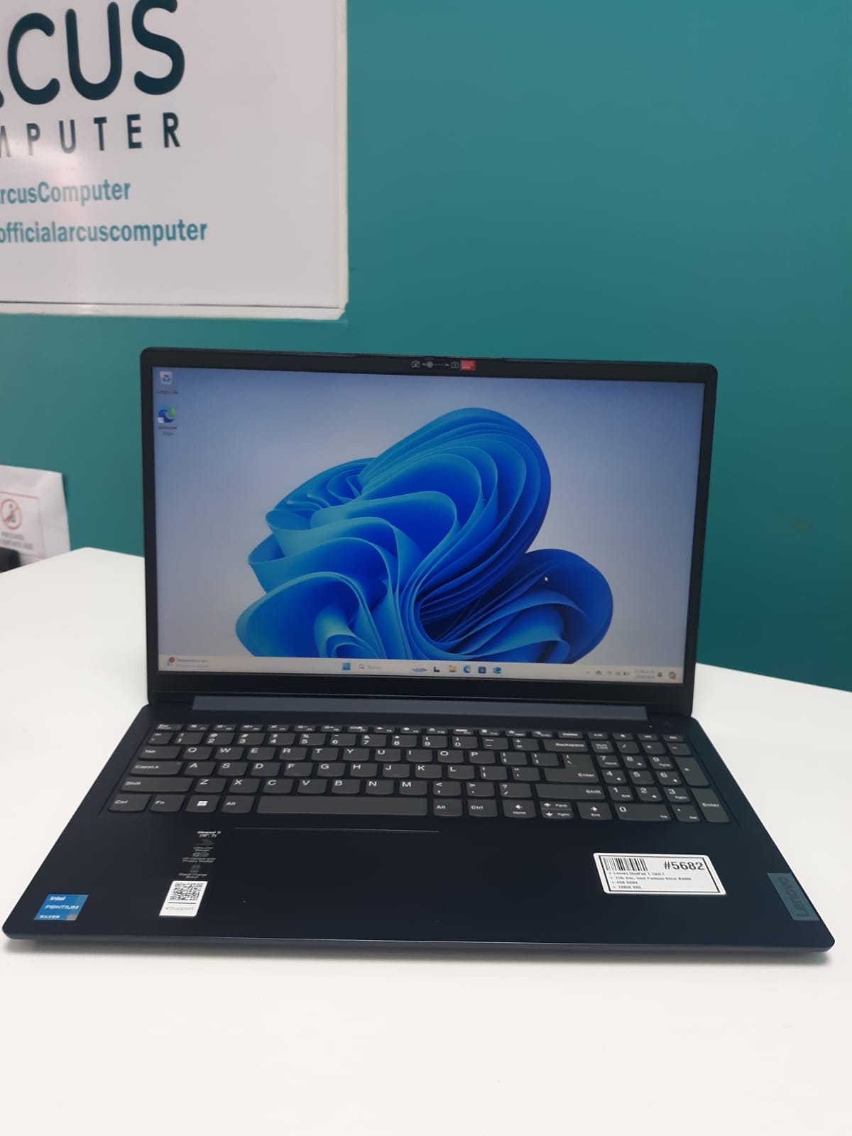 Laptop Lenovo IdeaPad 1 15IJL7 / 11th Gen Intel Pentium Silver N6000/  Foto 7241751-4.jpg
