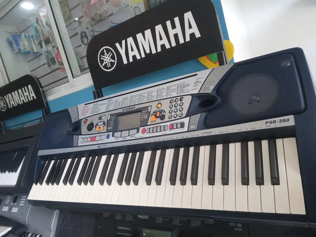 Piano Yamaha Psr-280 -61TECLAS  Foto 7241752-2.jpg