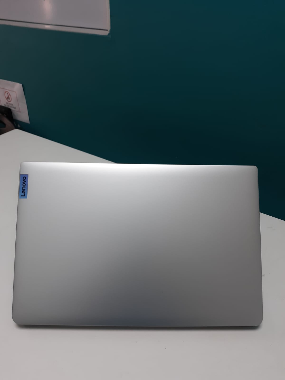 Laptop Lenovo IdeaPad 1 15ADA7 / 10th Gen AMD Athlon Silver 3050U/ 4GB Foto 7241764-4.jpg