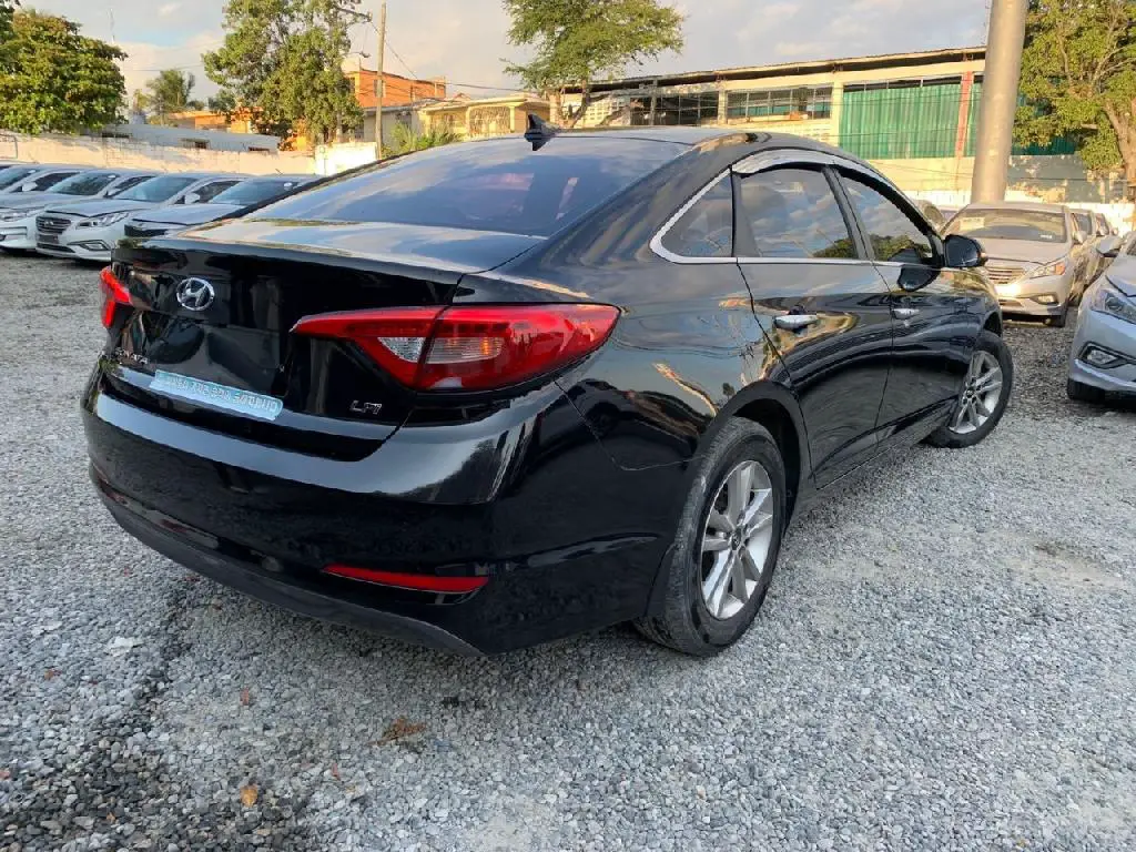 HYUNDAI SONATA LF 2018 NEGRO Glp de Fabrica  Foto 7241836-2.jpg