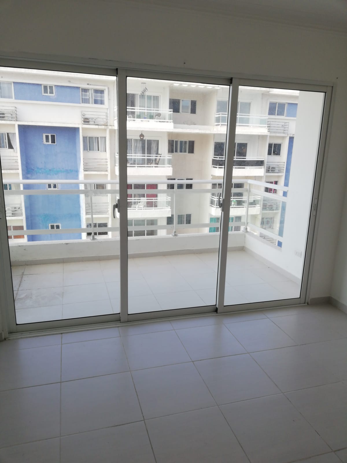 Venta Apartamentos Avenida Charles De Gaulle Foto 7241902-1.jpg