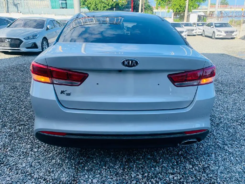 KIA K5 2018 GLP GRIS DE FRABRICA  Foto 7241938-1.jpg