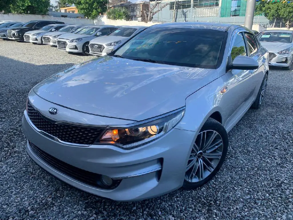 KIA K5 2018 GLP GRIS DE FRABRICA  Foto 7241938-8.jpg
