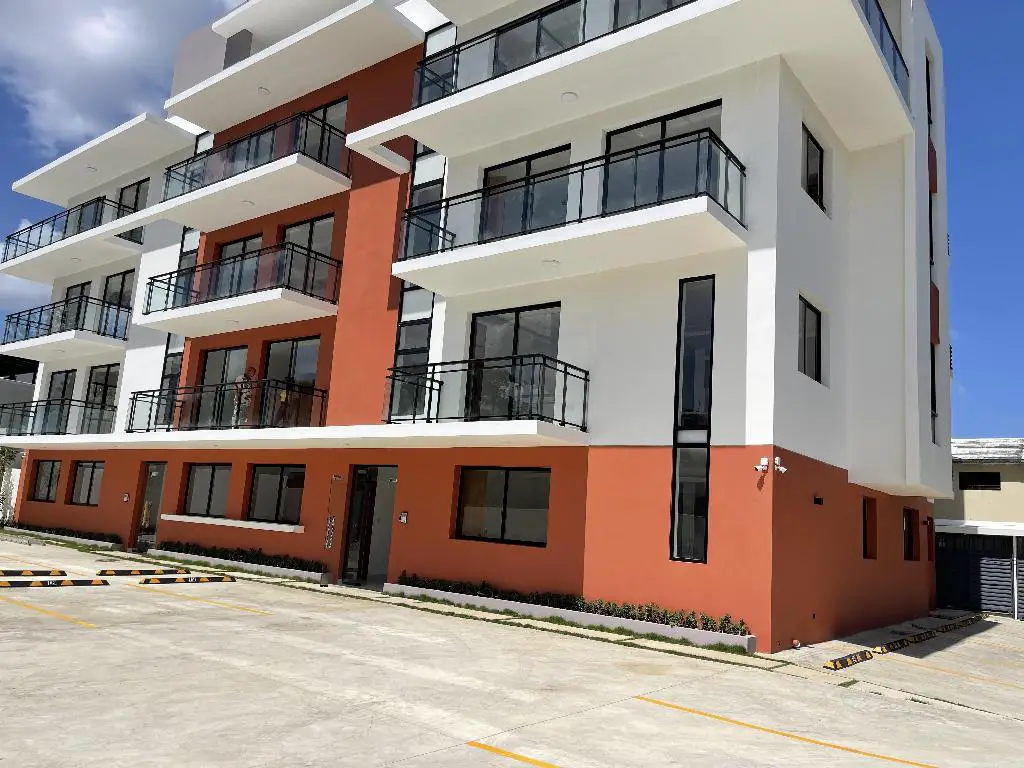 Evelin Martínez Real Estate rentó segundo nivel Embrujo 111 Foto 7241973-1.jpg