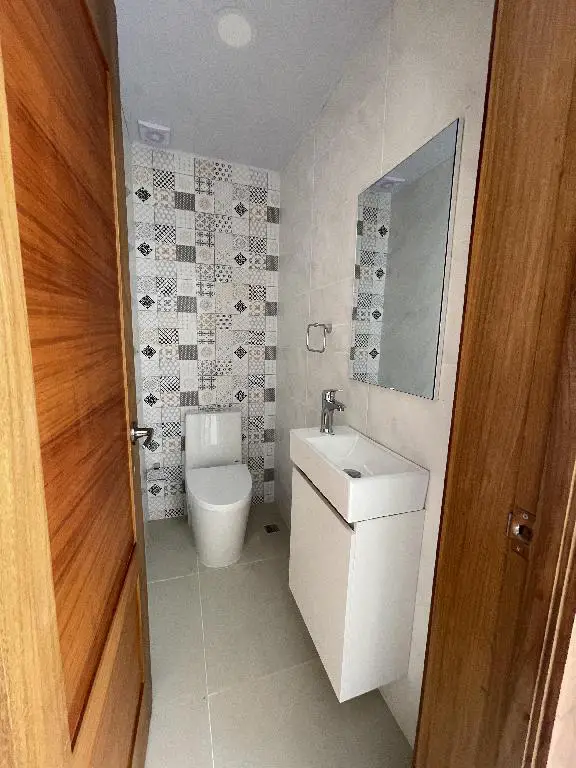 Evelin Martínez Real Estate rentó segundo nivel Embrujo 111 Foto 7241973-3.jpg