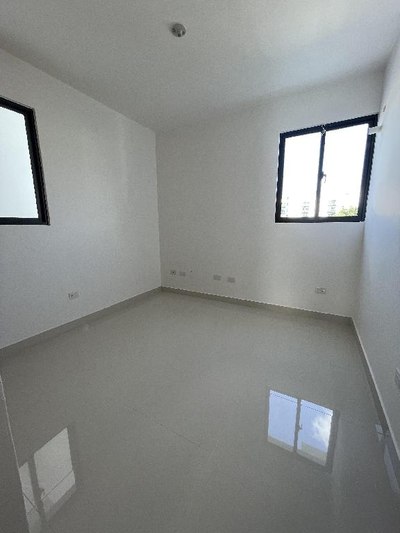Evelin Martínez Real Estate rentó segundo nivel Embrujo 111 Foto 7241973-5.jpg