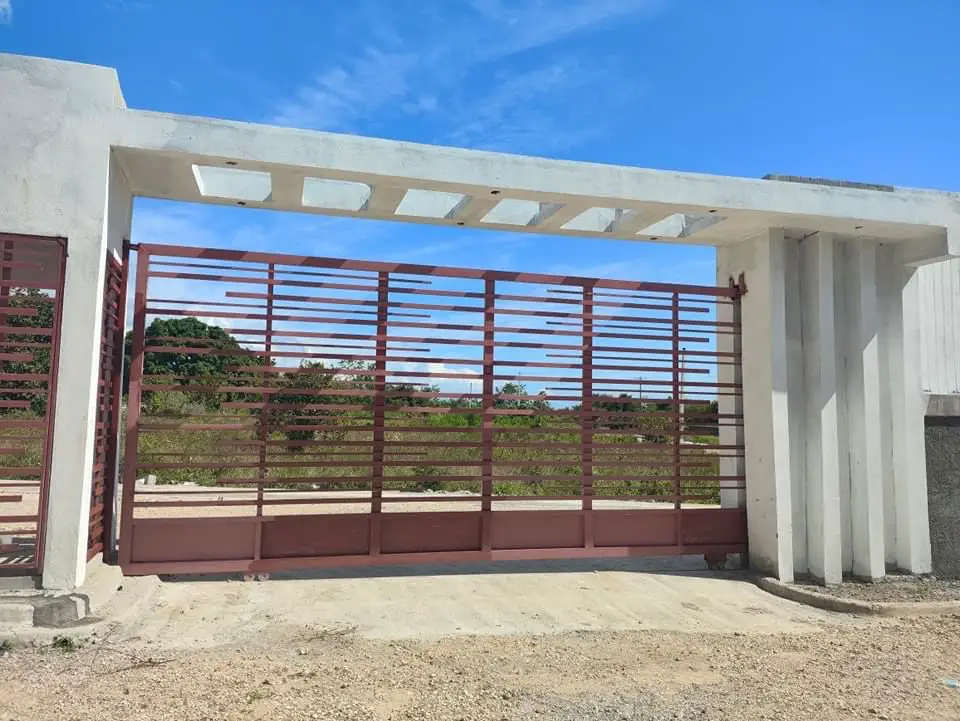 PROYECTO DE SOLARES A SOLO MINUTOS DE LA PLAYA Foto 7242070-6.jpg