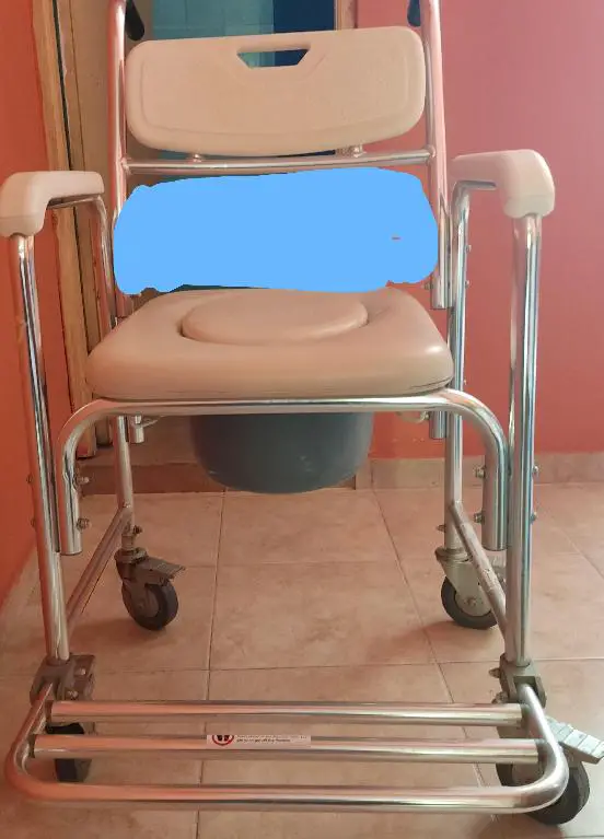 Silla inodoro para persona dependiente  Foto 7242100-2.jpg