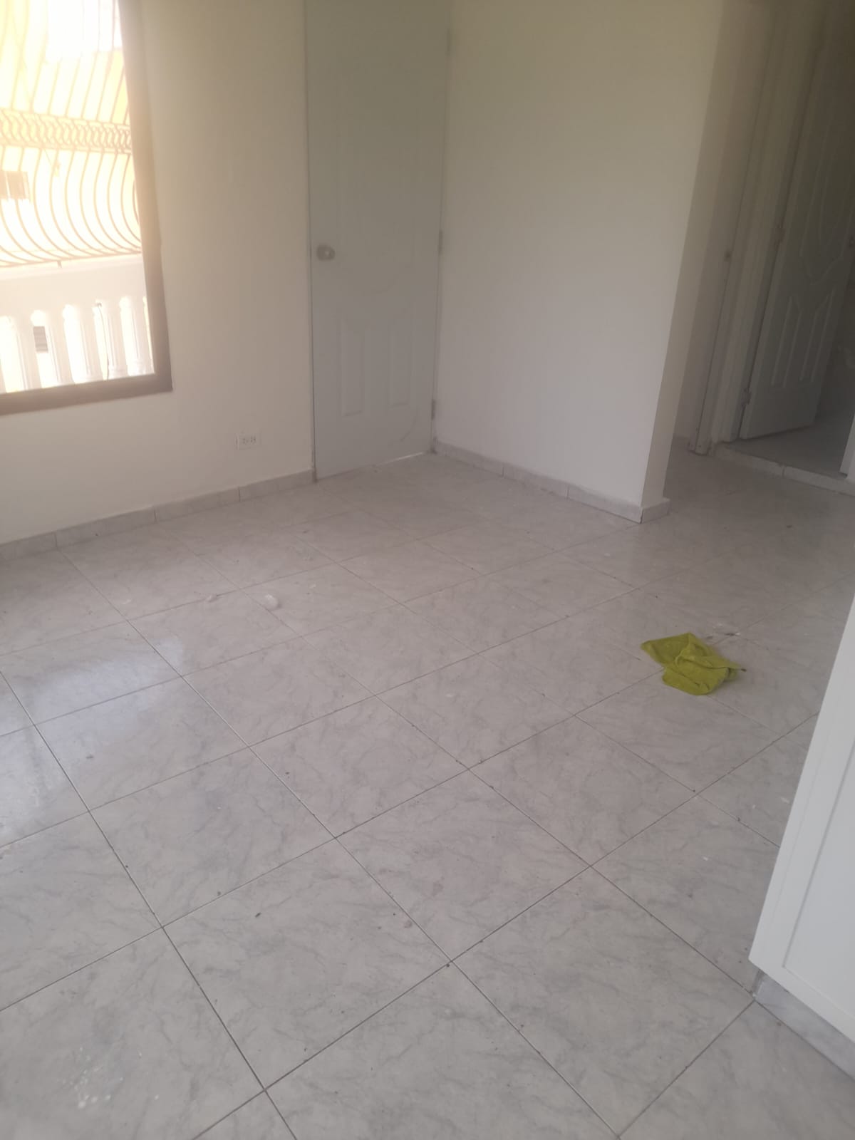 RESD LOYOLA Y LUZ DIVINA PROL 27 FEB ALQ APTO 2 Y 3 HAB S C B  PARQ RD Foto 7242168-10.jpg