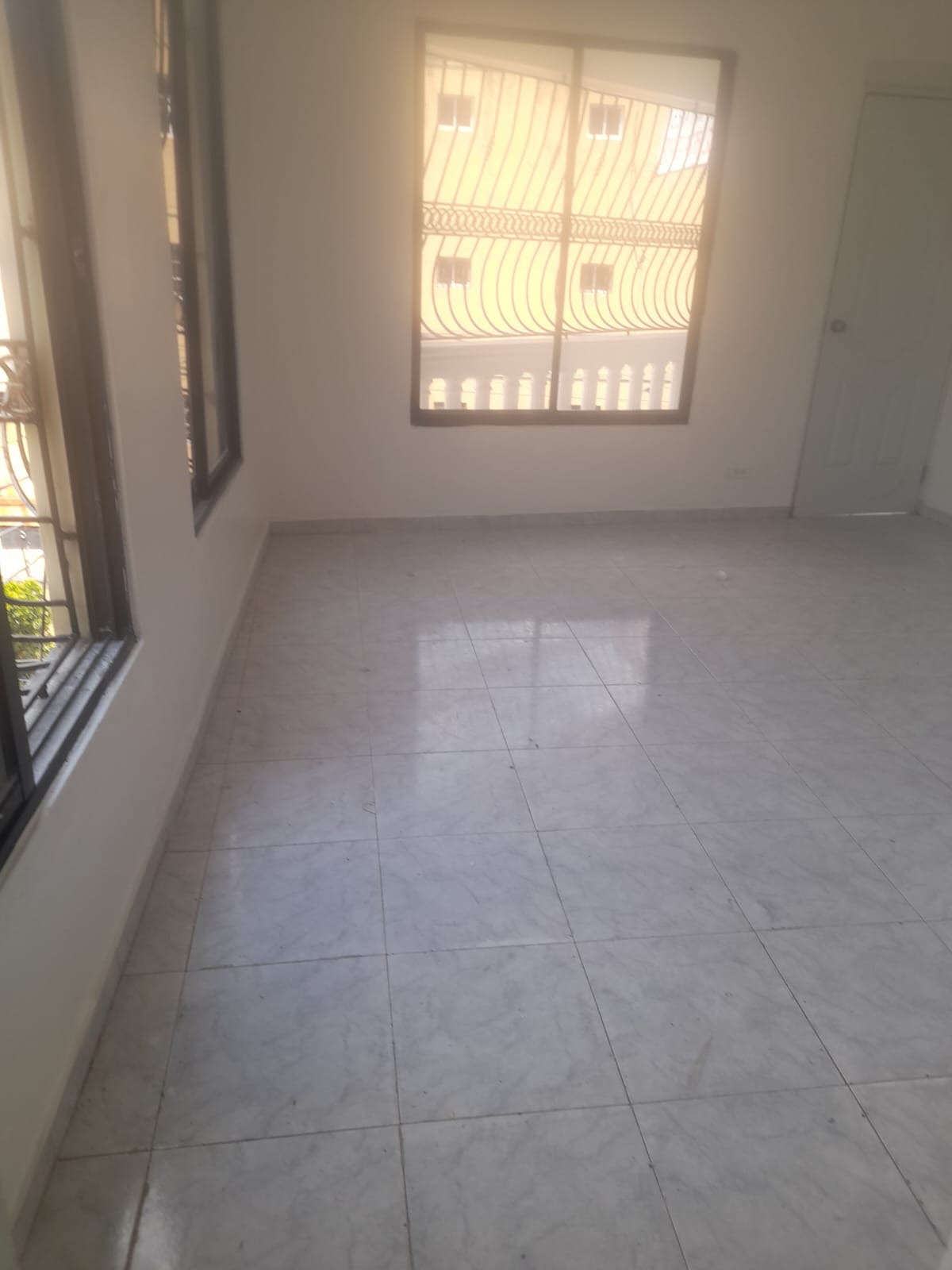 RESD LOYOLA Y LUZ DIVINA PROL 27 FEB ALQ APTO 2 Y 3 HAB S C B  PARQ RD Foto 7242168-8.jpg