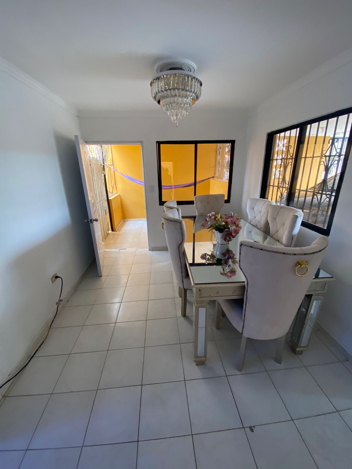 RD7300000 Vendo casa de un nivel con patio en Vista Hermosa Santo Domi Foto 7242551-4.jpg