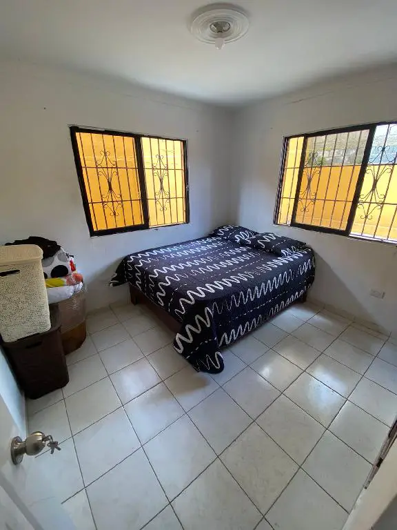 RD7300000 Vendo casa de un nivel con patio en Vista Hermosa Santo Domi Foto 7242551-8.jpg