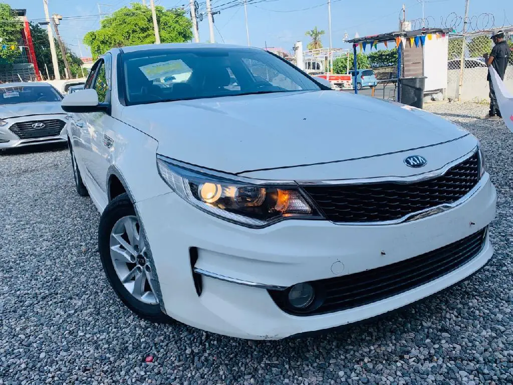 KIA K5 2018 GLP BLANCO DE FRABRICA  Foto 7242552-3.jpg