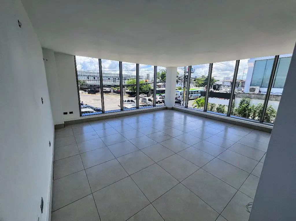 Alquiler de Local Comercial Plaza Prado Sur Foto 7242579-3.jpg