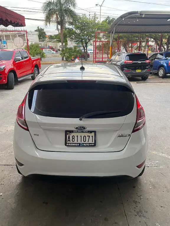 DE OPORTUNIDAD!!!! FORD FIESTA 2014 RD 295000.00 LIGERAMENTE NEGOCIABL Foto 7242601-7.jpg